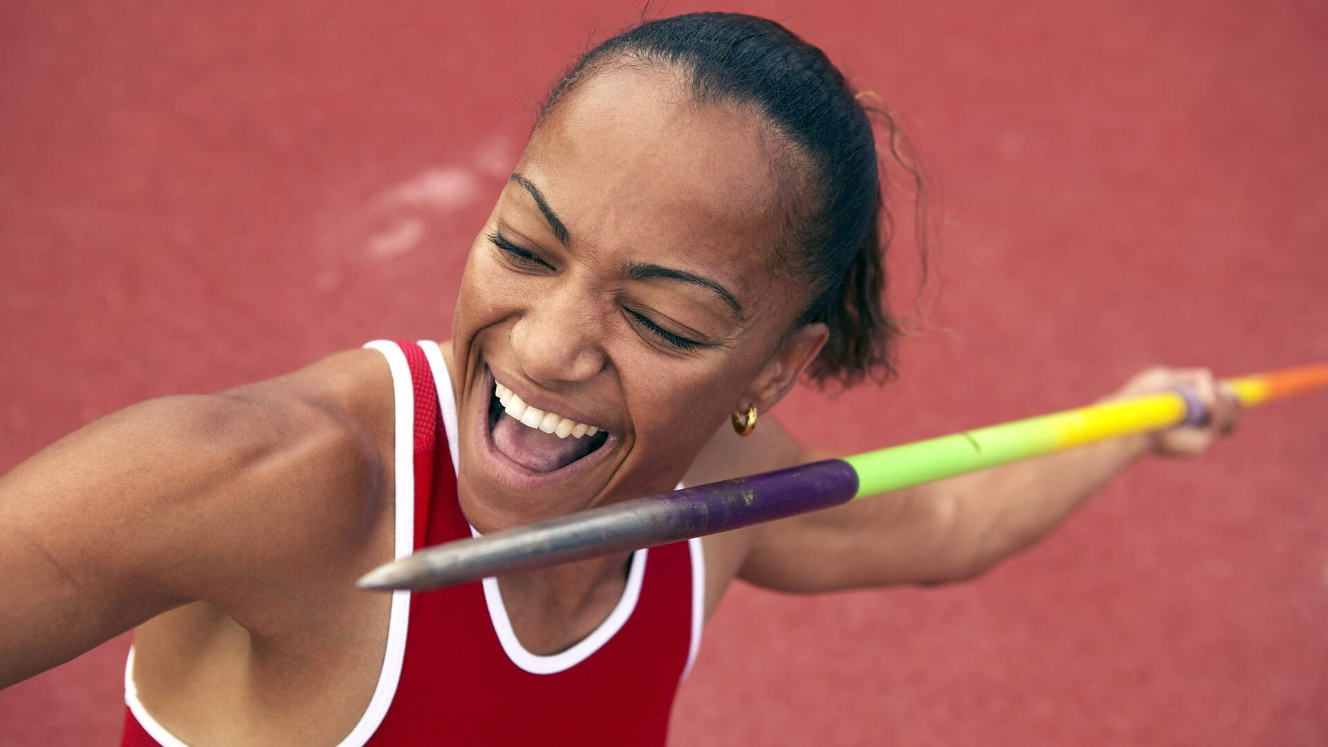 “高新体育中心：武术赛场高手云集，招式惊艳全场”