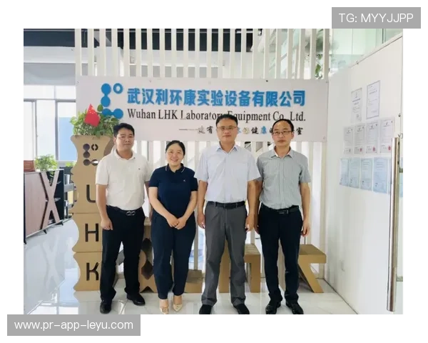 足球俱乐部与学校建立常态化交流机制优化人才输送，校园足球俱乐部组织架构